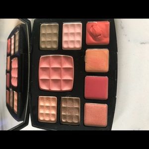 CHANEL Make up Kit